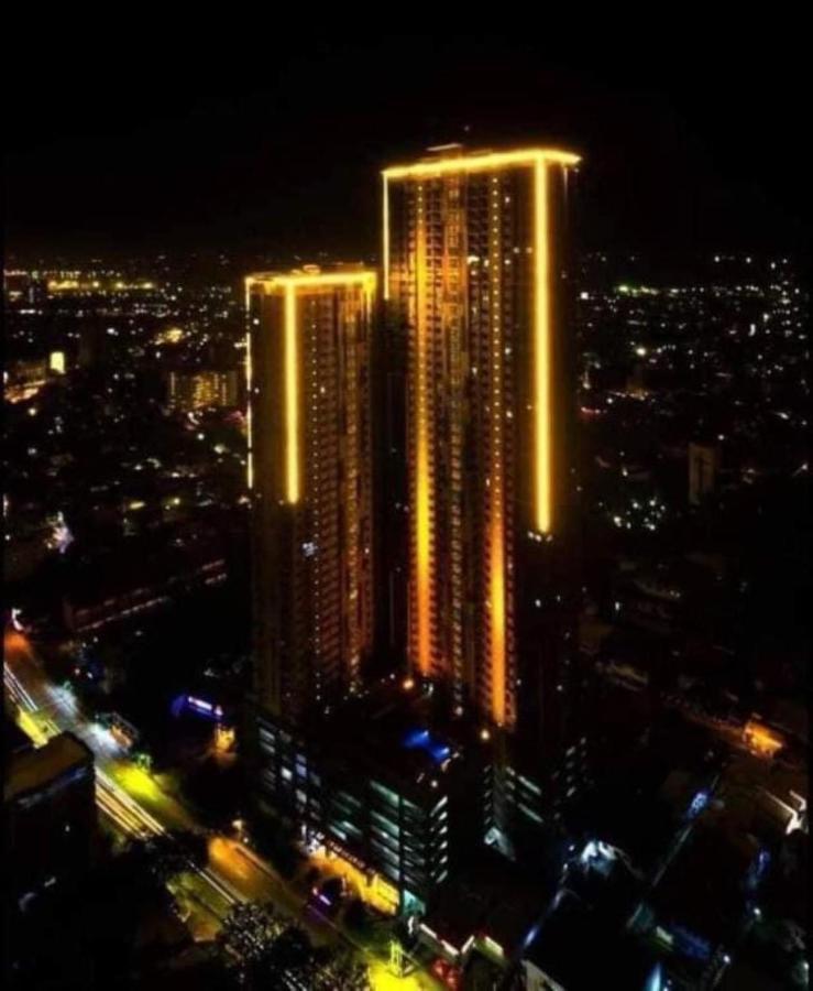 Horizon 101 A10 Shortwalk Robinson'S Mall + Free Wifi+ Netflix Cebu Exterior foto