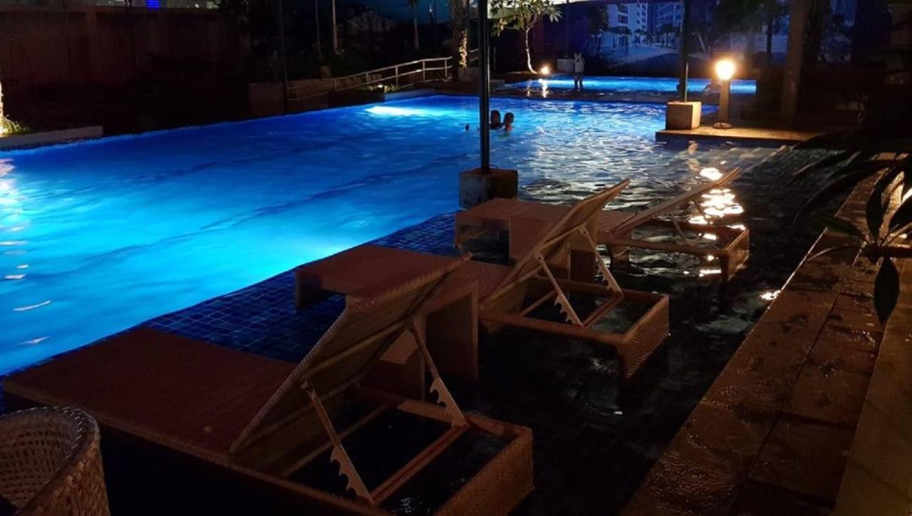 Horizon 101 A10 Shortwalk Robinson'S Mall + Free Wifi+ Netflix Cebu Exterior foto